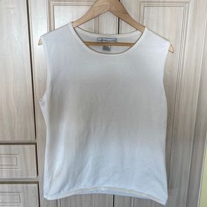 Gorgeous White Top- Perfect Condition!